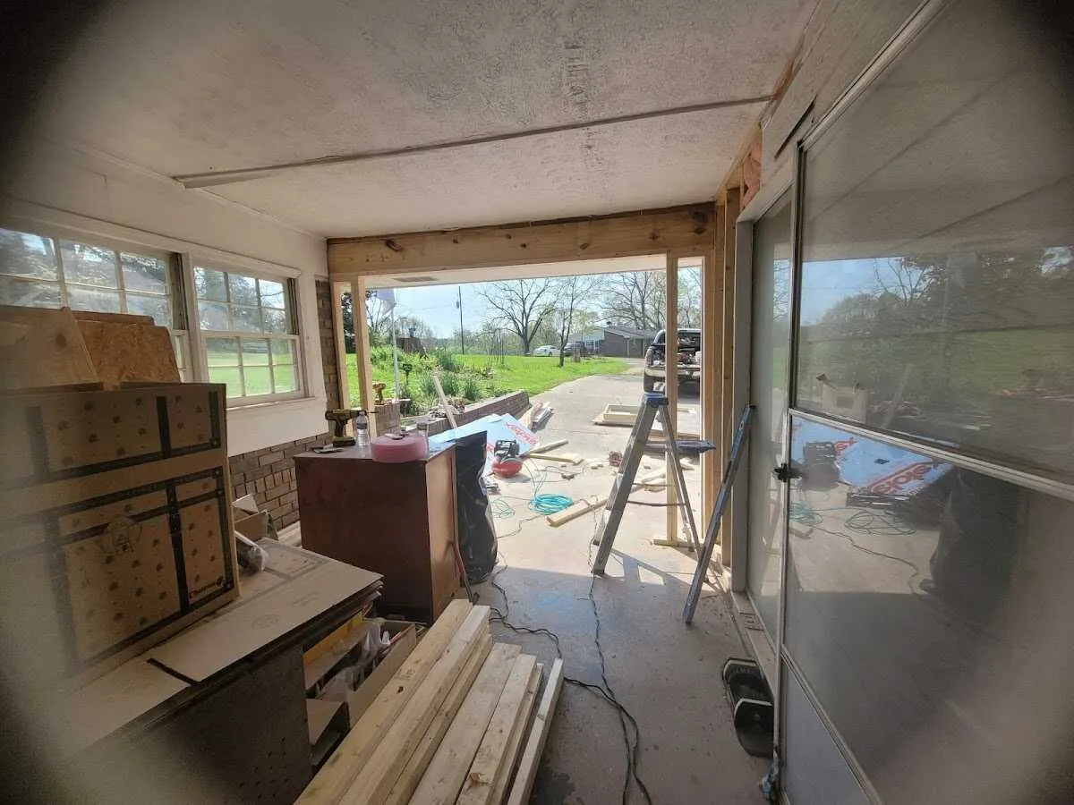 Air movers and dehumidifier for Water Mitigation Services in Longview